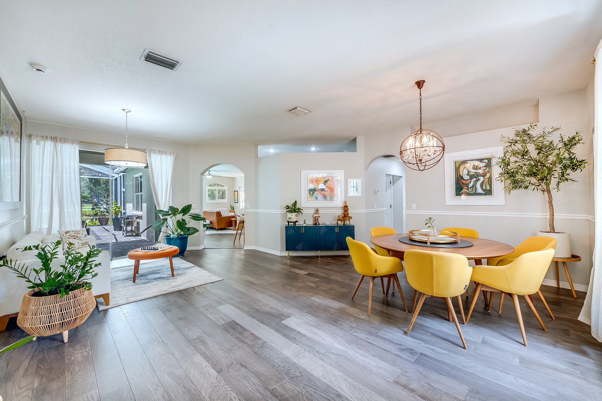 Dining and living space in a Tampa Bay, FL home